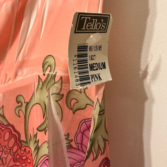 Top - Picture 2 of 4